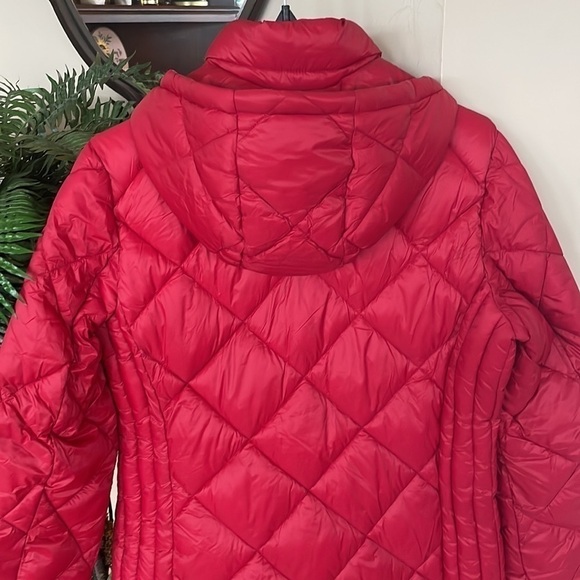 Brand New Michael Kors Zippered Down Alternative Packable Red Jacket Hooded Coat - Picture 9 of 16